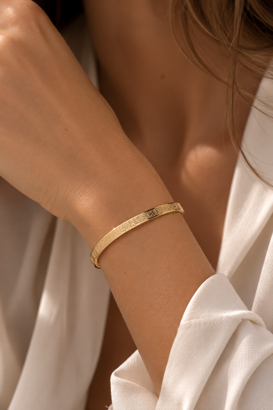 Pulseira Rígida Minimalista